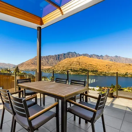 Villa On St George Queenstown Exterior photo